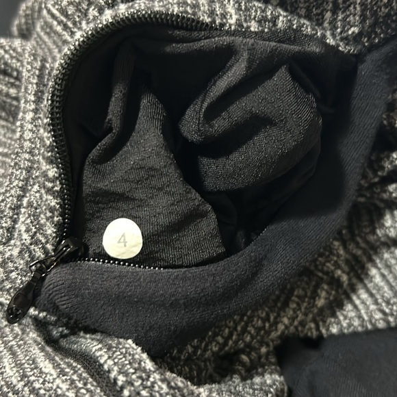 Lululemon Think Fast Long Sleeve Top Heathered Grey Black Rulu Running Sz 4 - Picture 9 of 14